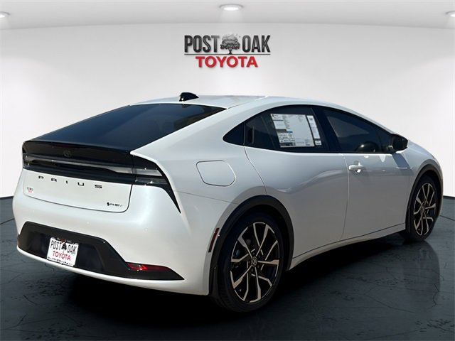 New 2026 Toyota Prius Plug-In Hybrid image 7