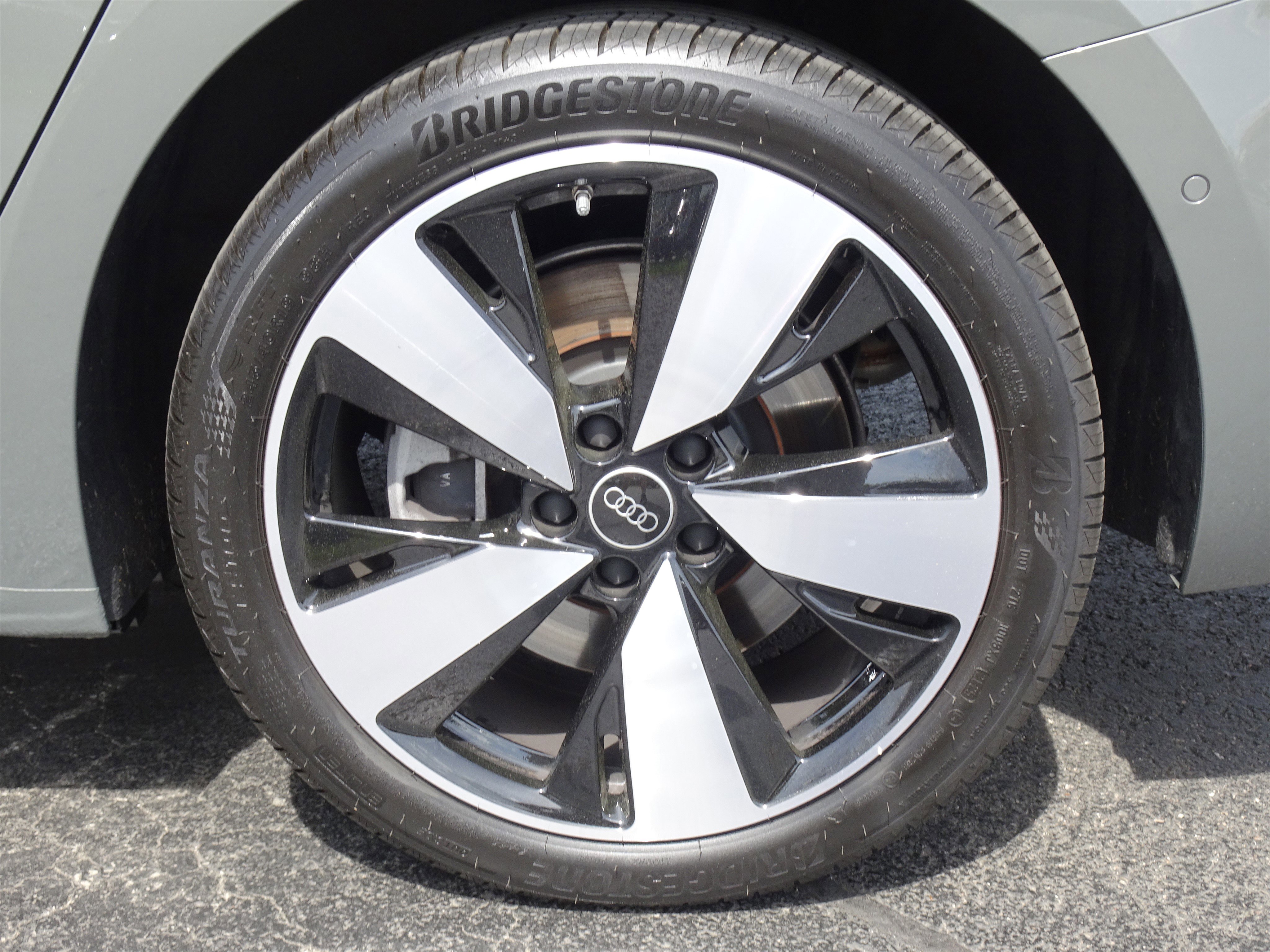 Certified 2025 Audi A5 2.0T Premium w/ Convenience Package image 18