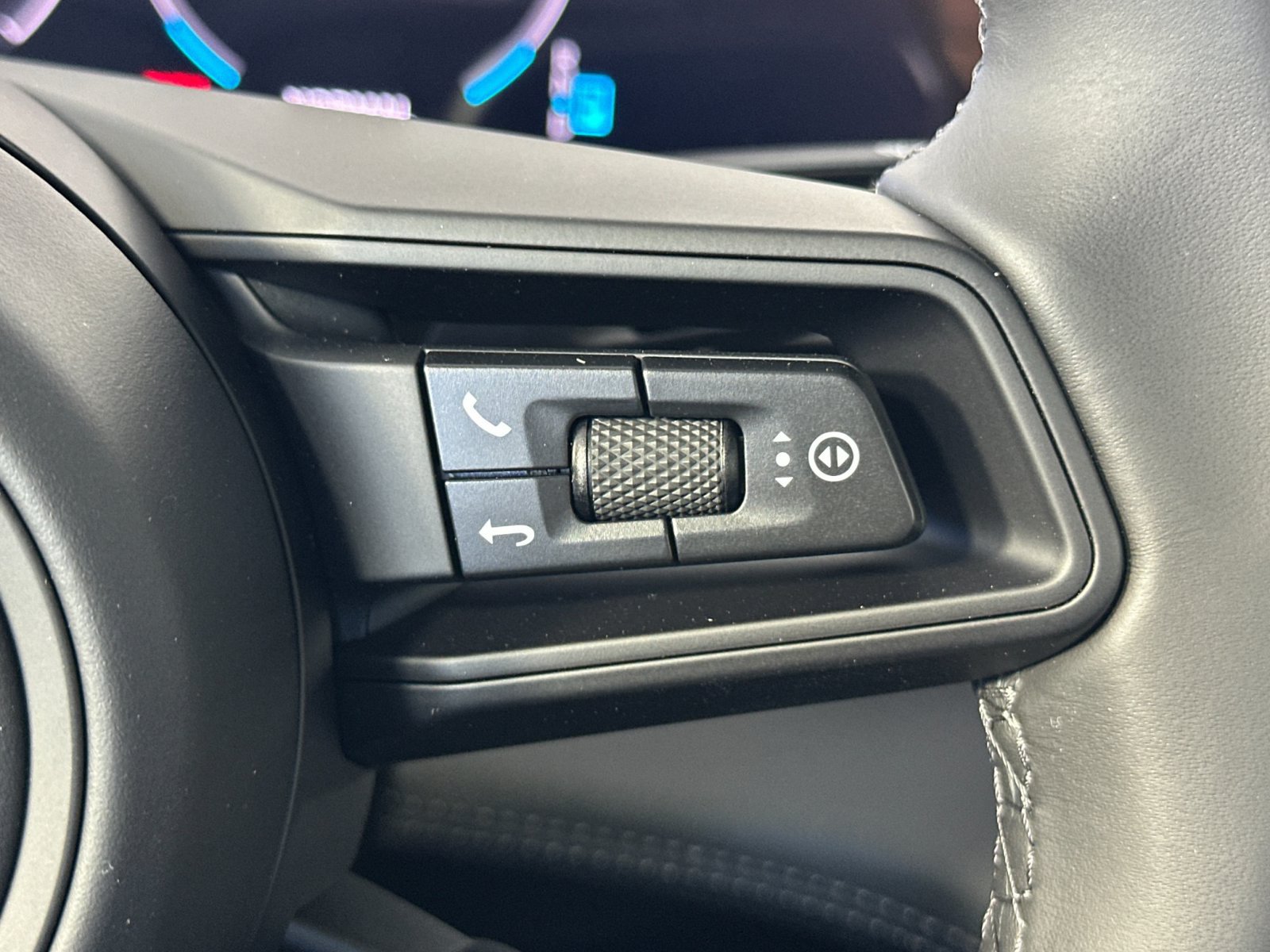 New 2026 Porsche Taycan AWD/4WD image 29