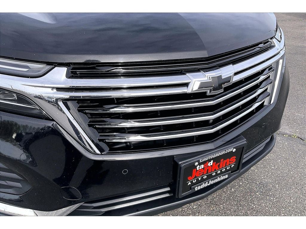 Used 2023 Chevrolet Equinox Premier AWD/4WD image 32