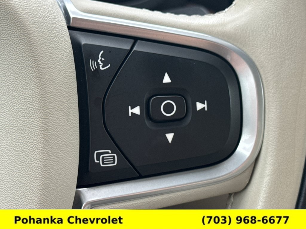 Used 2022 Volvo S60 B5 Momentum w/ Premium Package FWD image 12