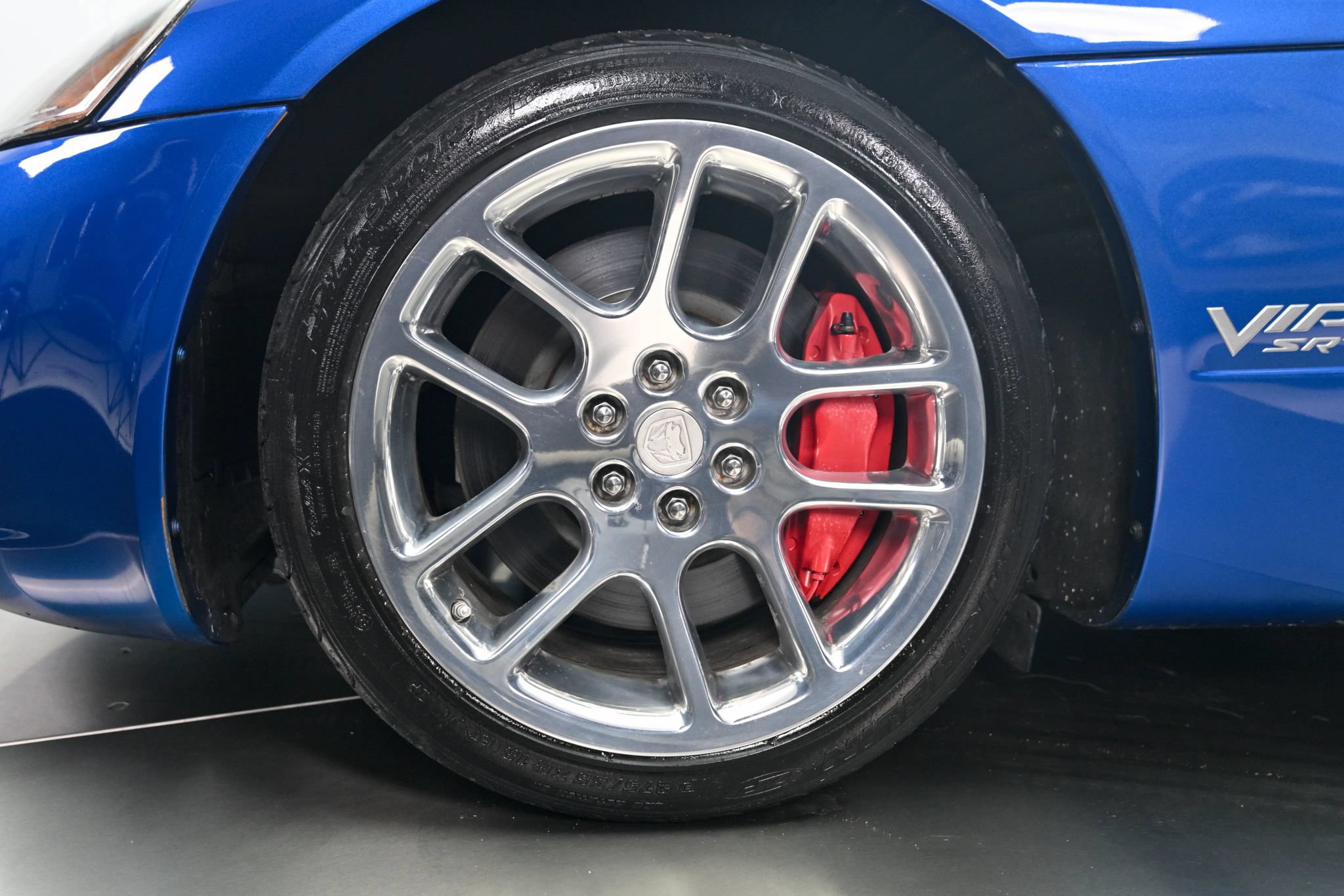 Used 2006 Dodge Viper SRT-10 RWD image 4