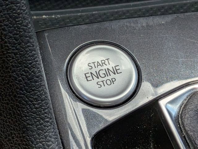 Used 2024 Volkswagen Tiguan SEL R-Line AWD/4WD image 18