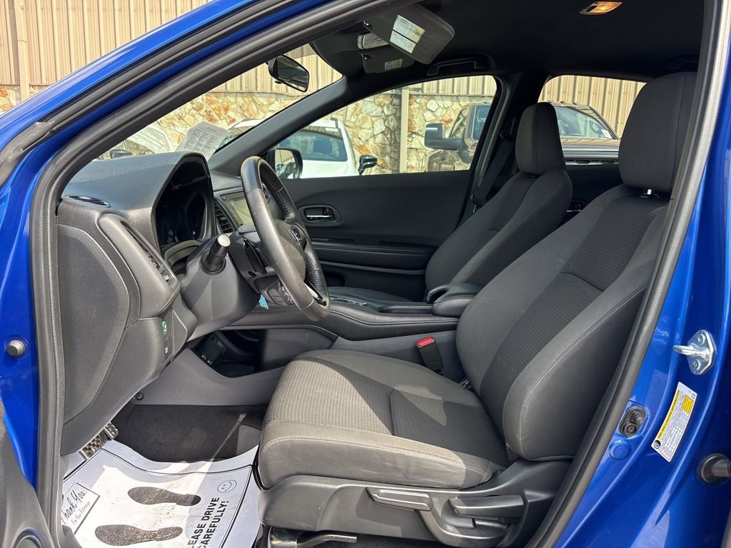 Used 2021 Honda HR-V Sport image 14