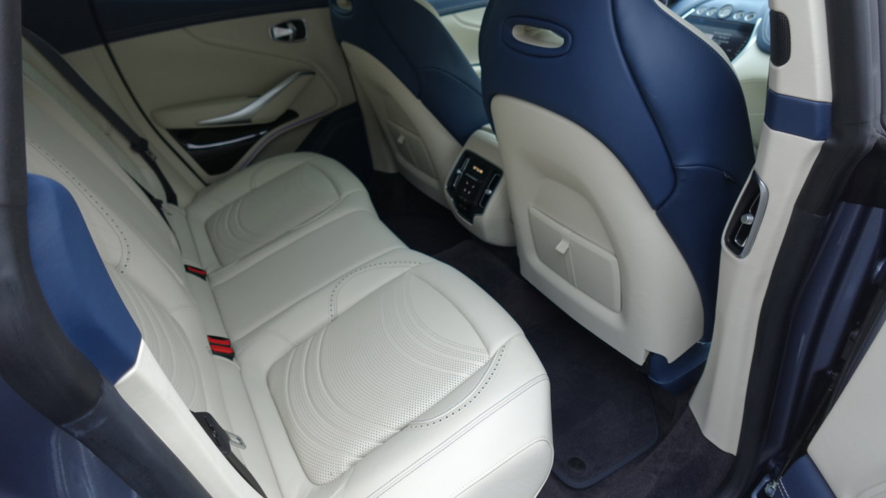 Used 2024 Aston Martin DBX 707 image 11