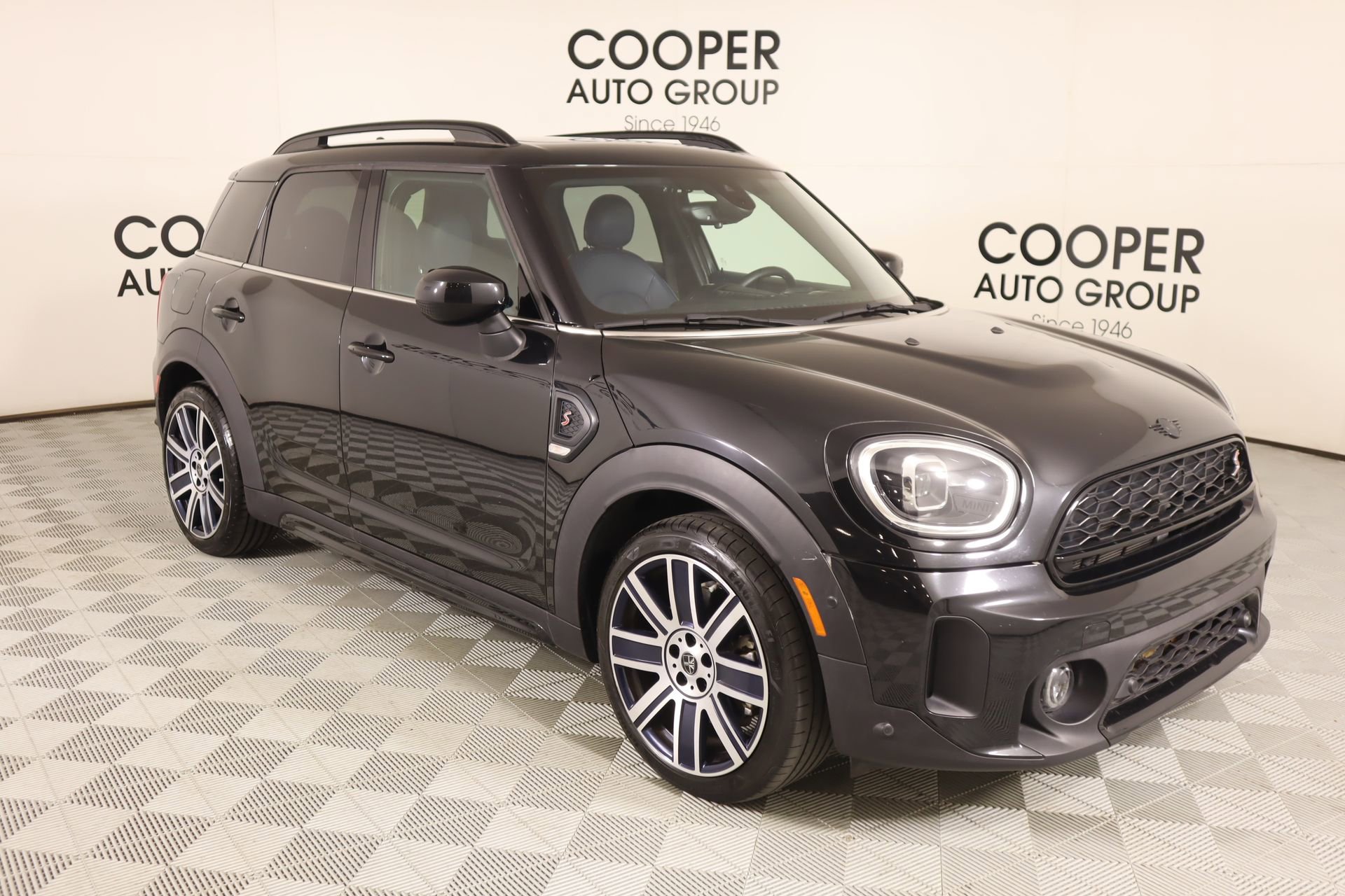 Used 2024 MINI Cooper Countryman S image 1