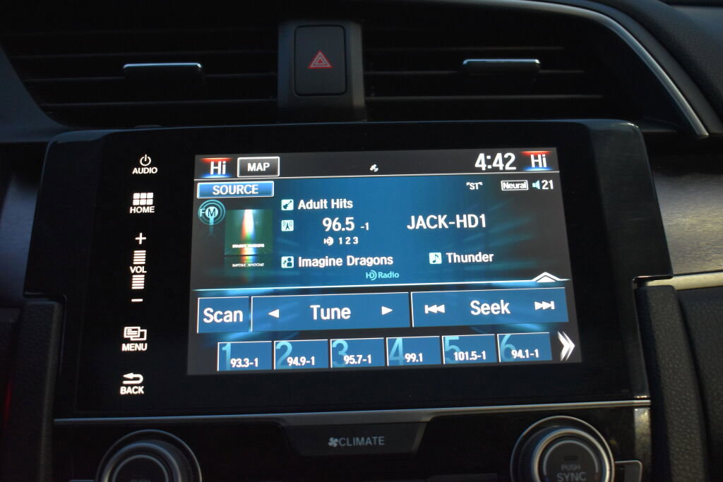 Used 2017 Honda Civic Touring image 21