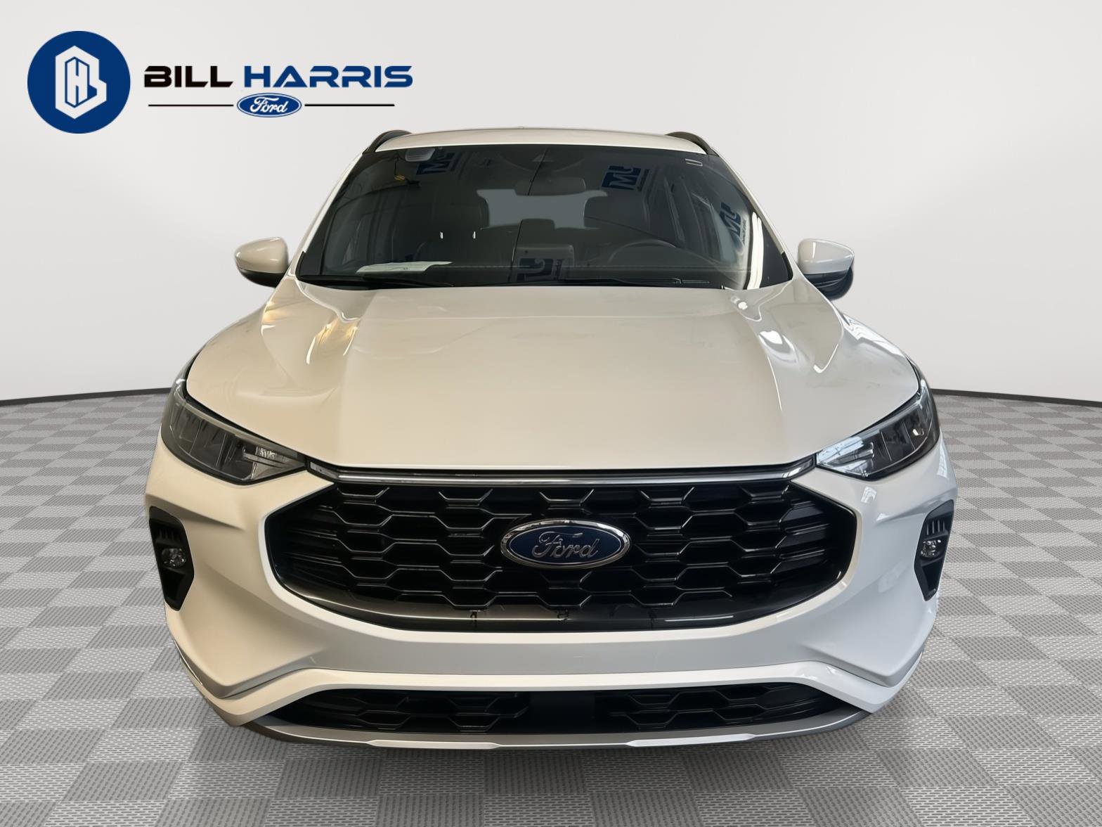 Used 2023 Ford Escape ST-Line Select image 2