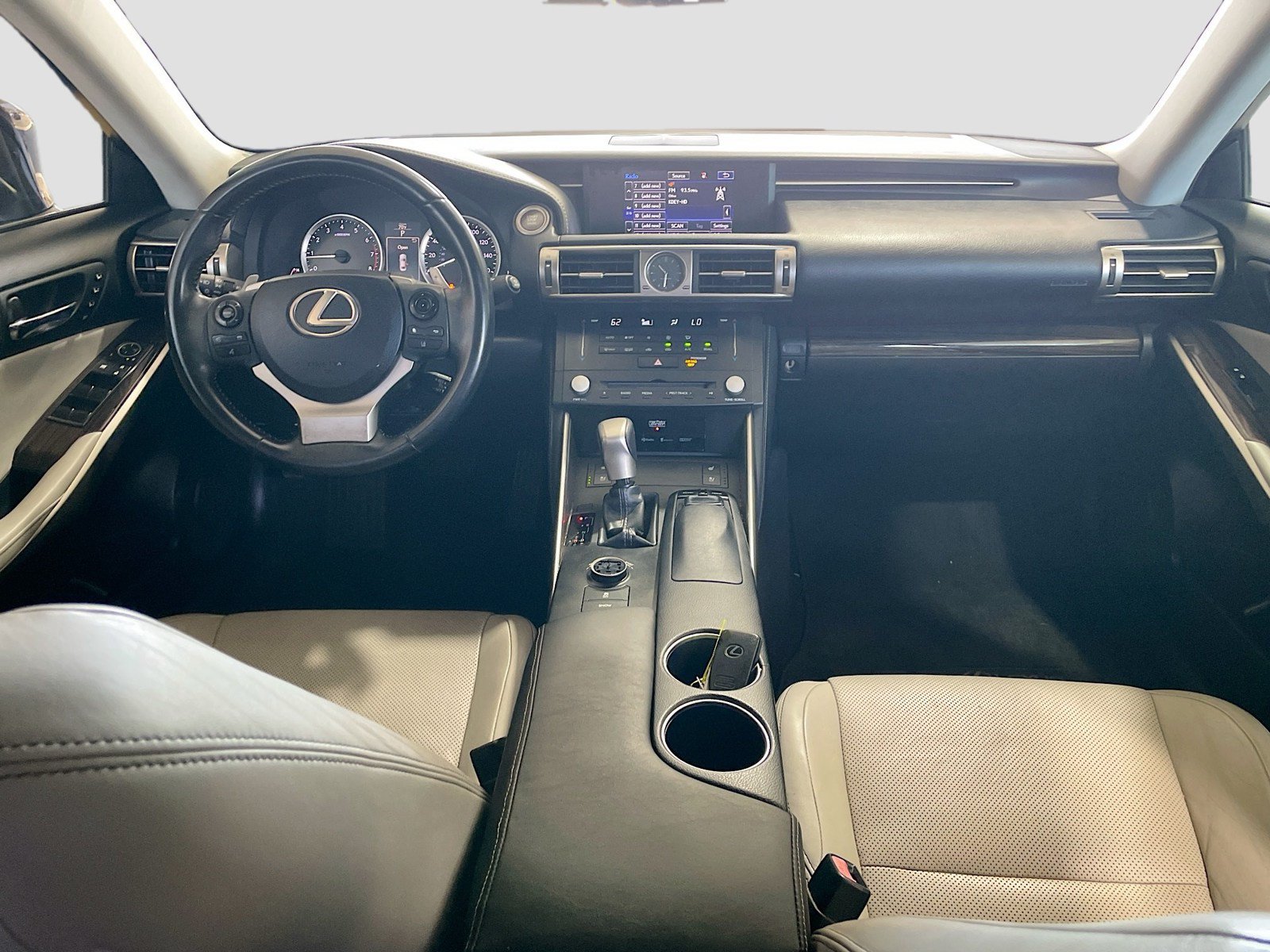 Used 2015 Lexus IS 350 RWD image 15