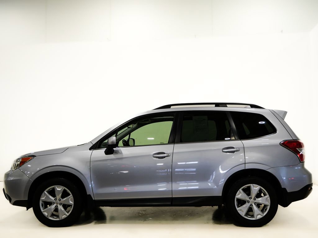 Used 2016 Subaru Forester 2.5i Limited image 6