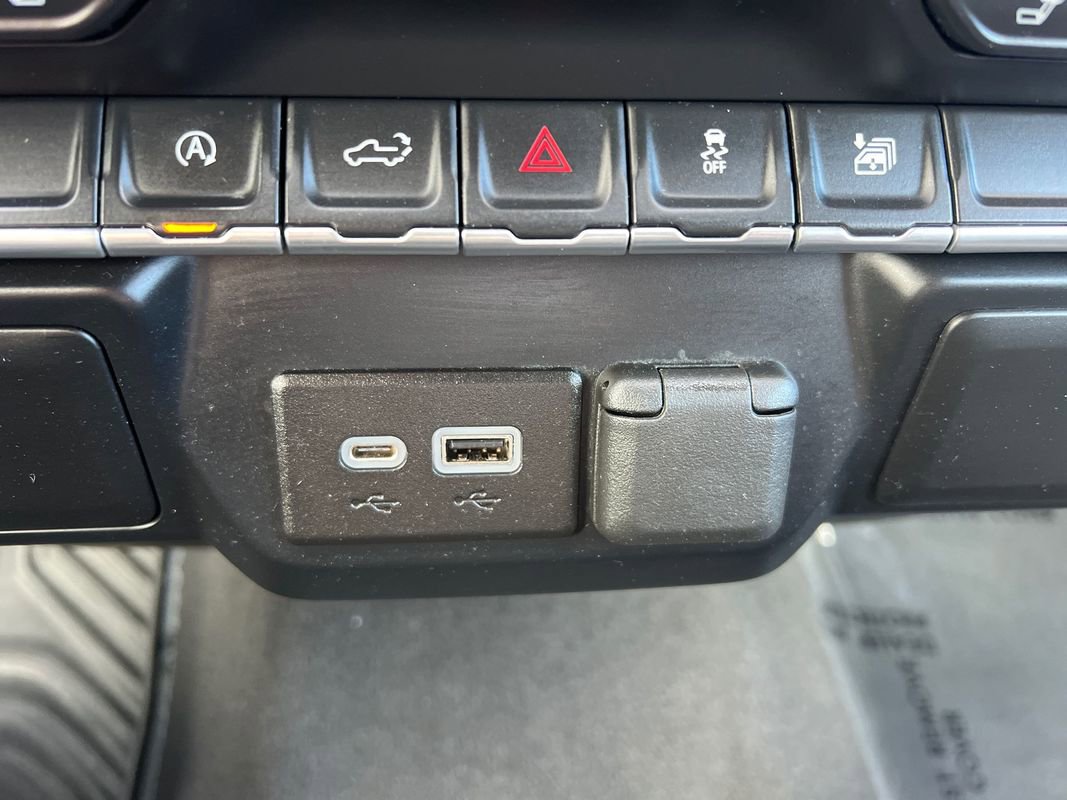 Used 2022 Chevrolet Silverado 1500 LT image 16