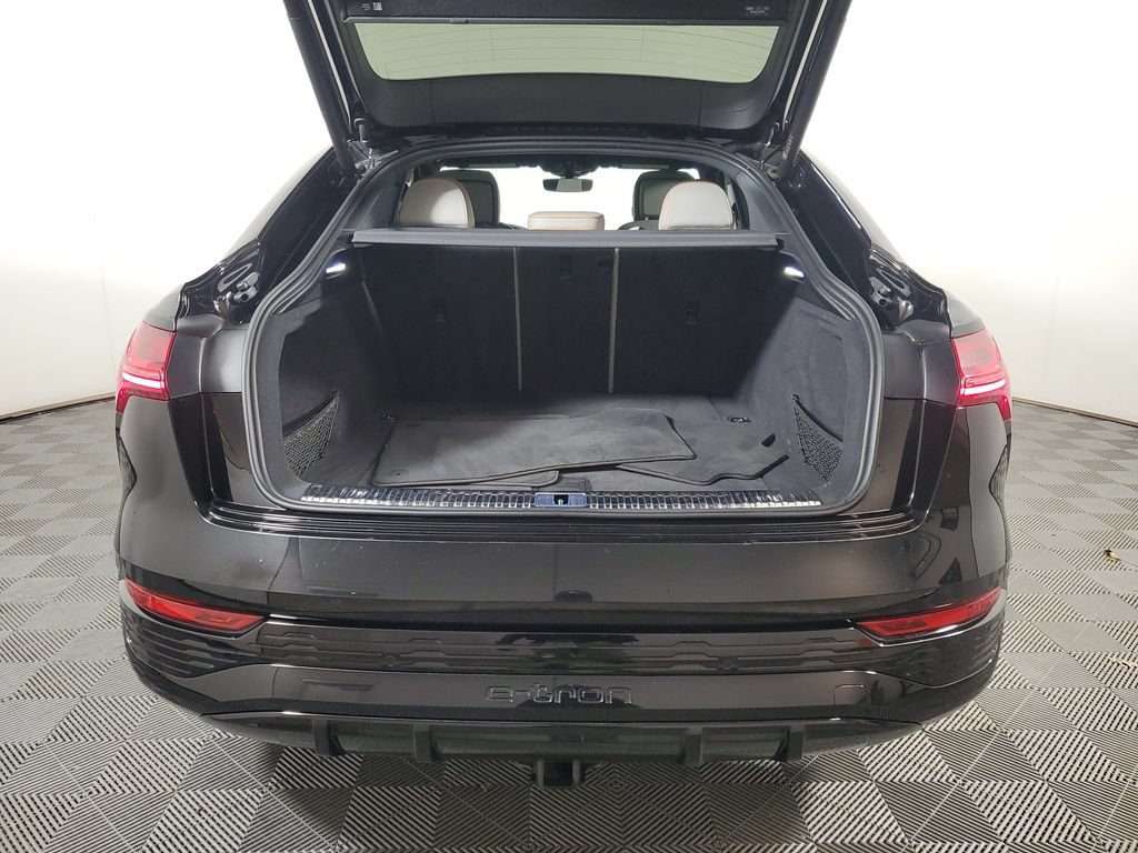 Used 2024 Audi Q8 e-tron Prestige w/ Prestige Package AWD/4WD image 8