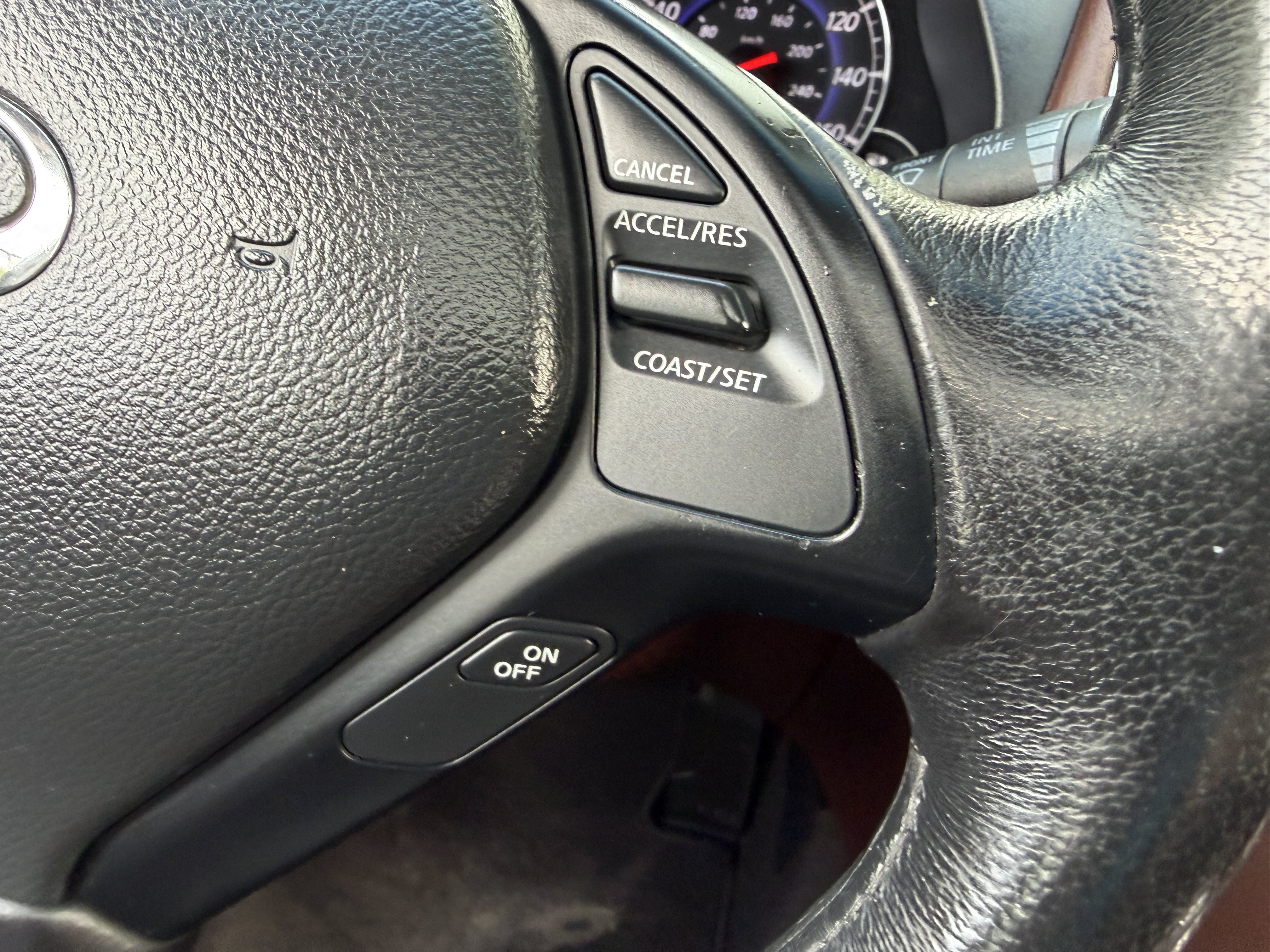 Used 2010 INFINITI EX35 Journey RWD image 31