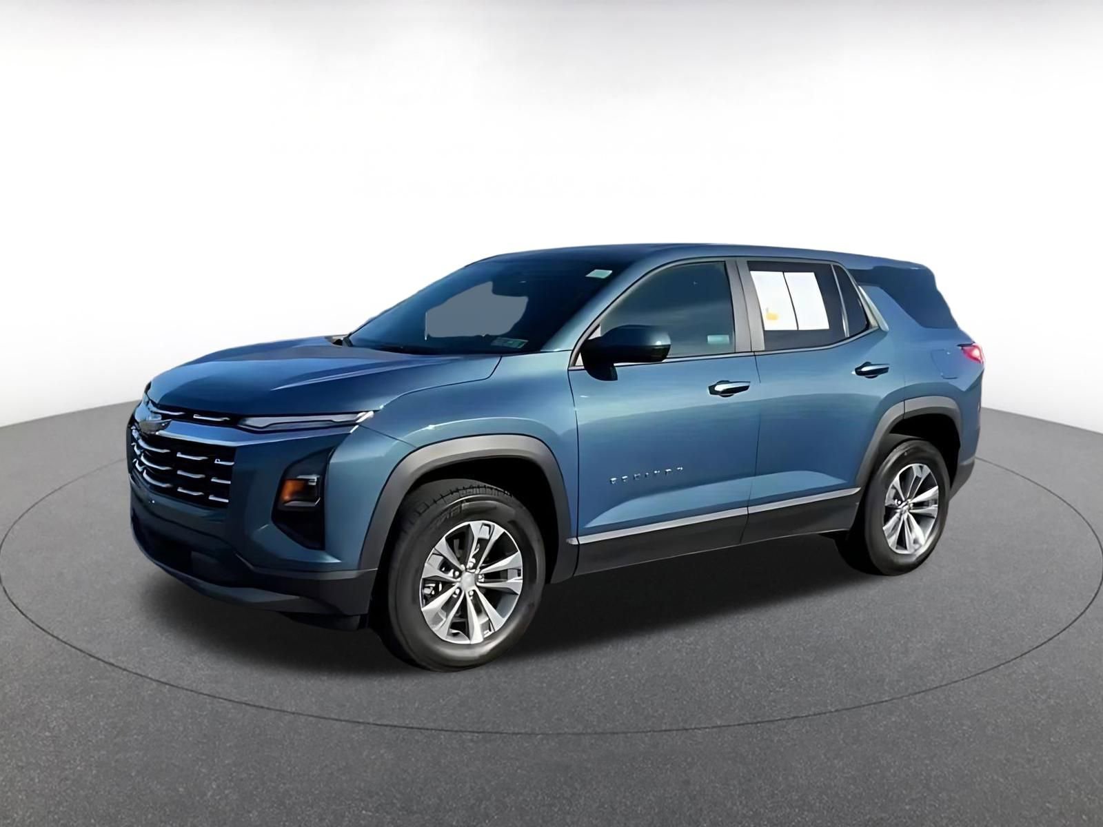 Used 2025 Chevrolet Equinox LT image 7