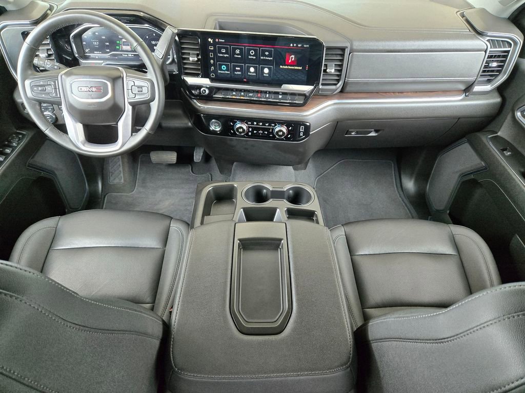 Used 2024 GMC Sierra 1500 SLT image 15