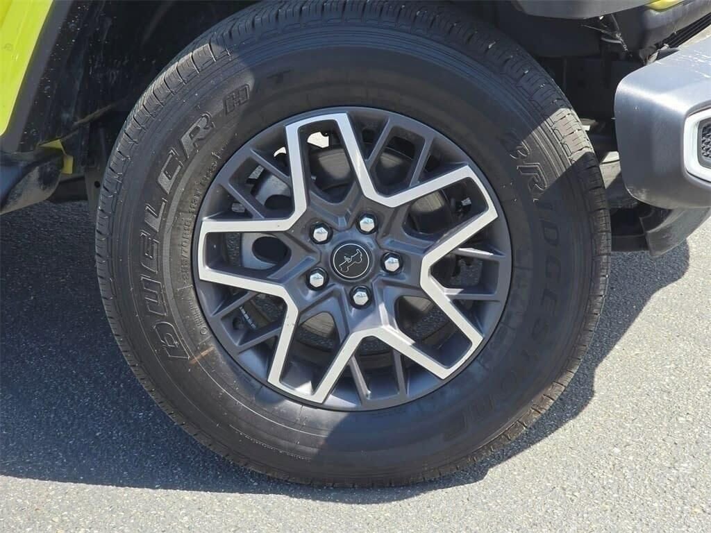 Used 2024 Jeep Wrangler Sahara image 2