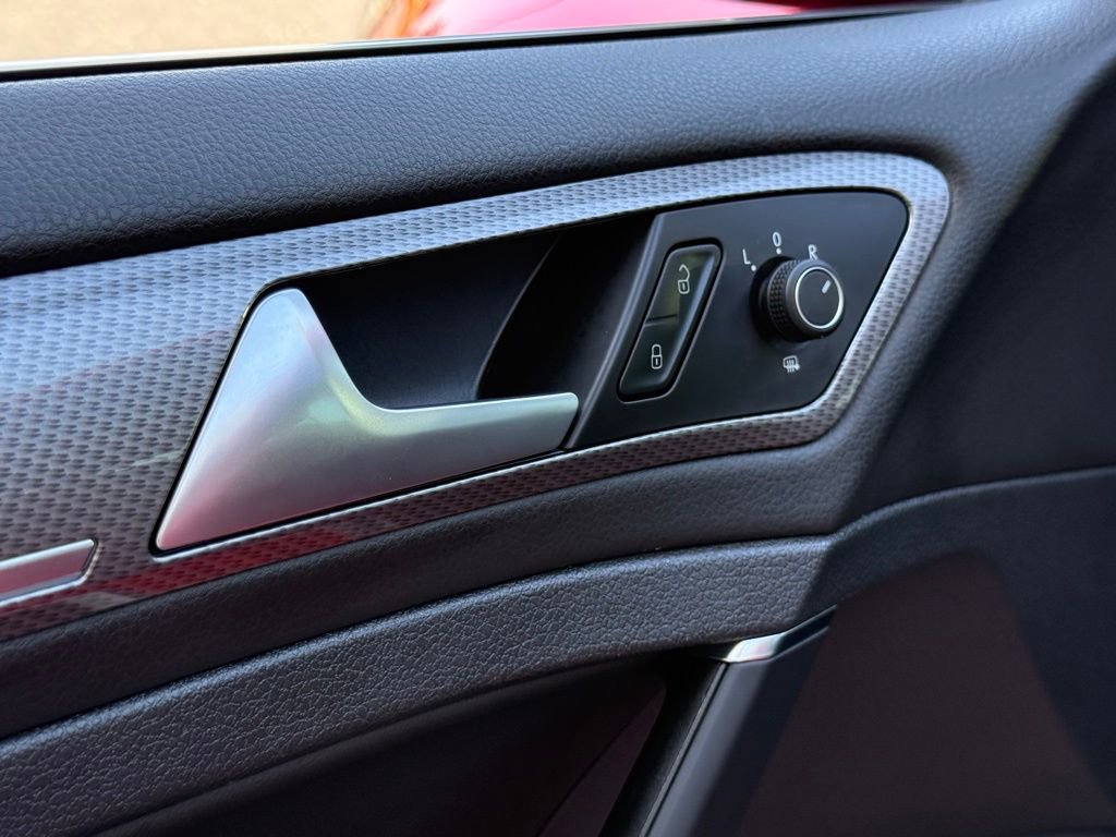 Used 2018 Volkswagen Golf Alltrack SEL image 11