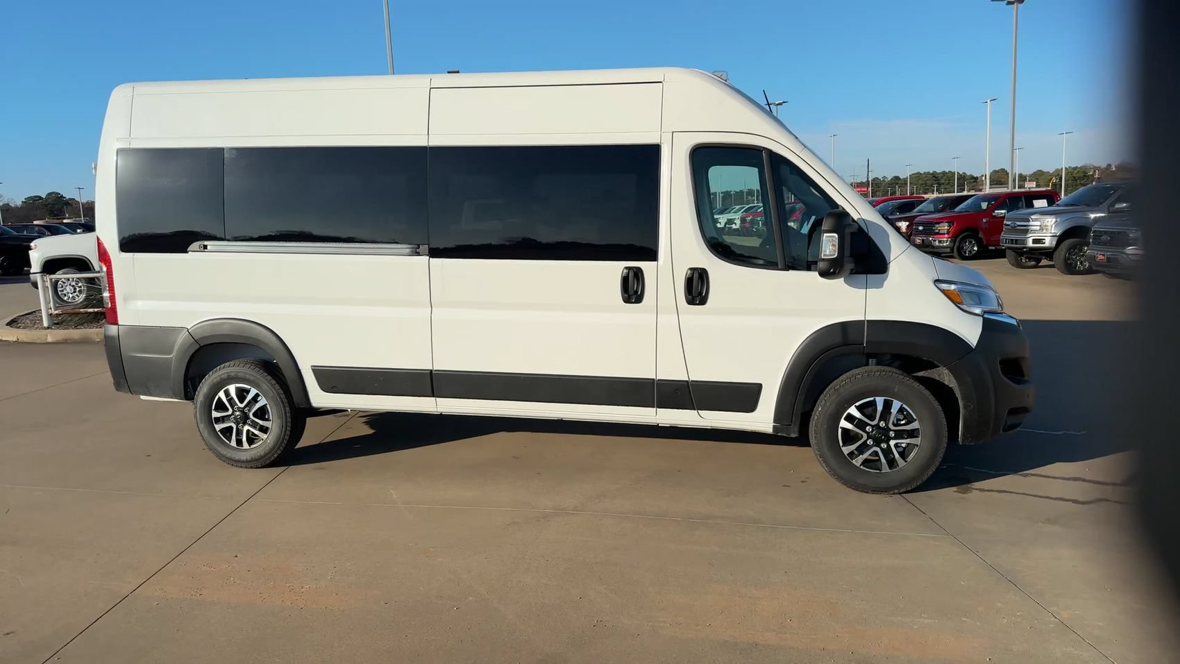 New 2026 RAM ProMaster 2500 w/ Quick Order Package 22H SLT+ FWD image 2