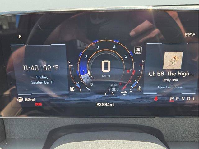 Certified 2026 Chevrolet Traverse LT w/ Driver Confidence Package FWD image 35