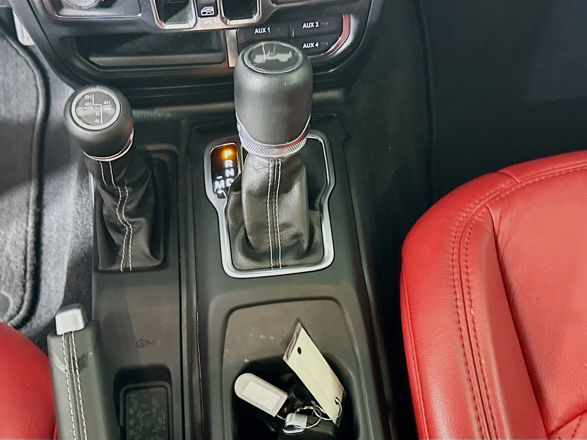 Used 2023 Jeep Wrangler Sahara w/ Cold Weather Group image 24