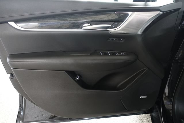 Used 2021 Cadillac XT5 Premium Luxury AWD/4WD image 9