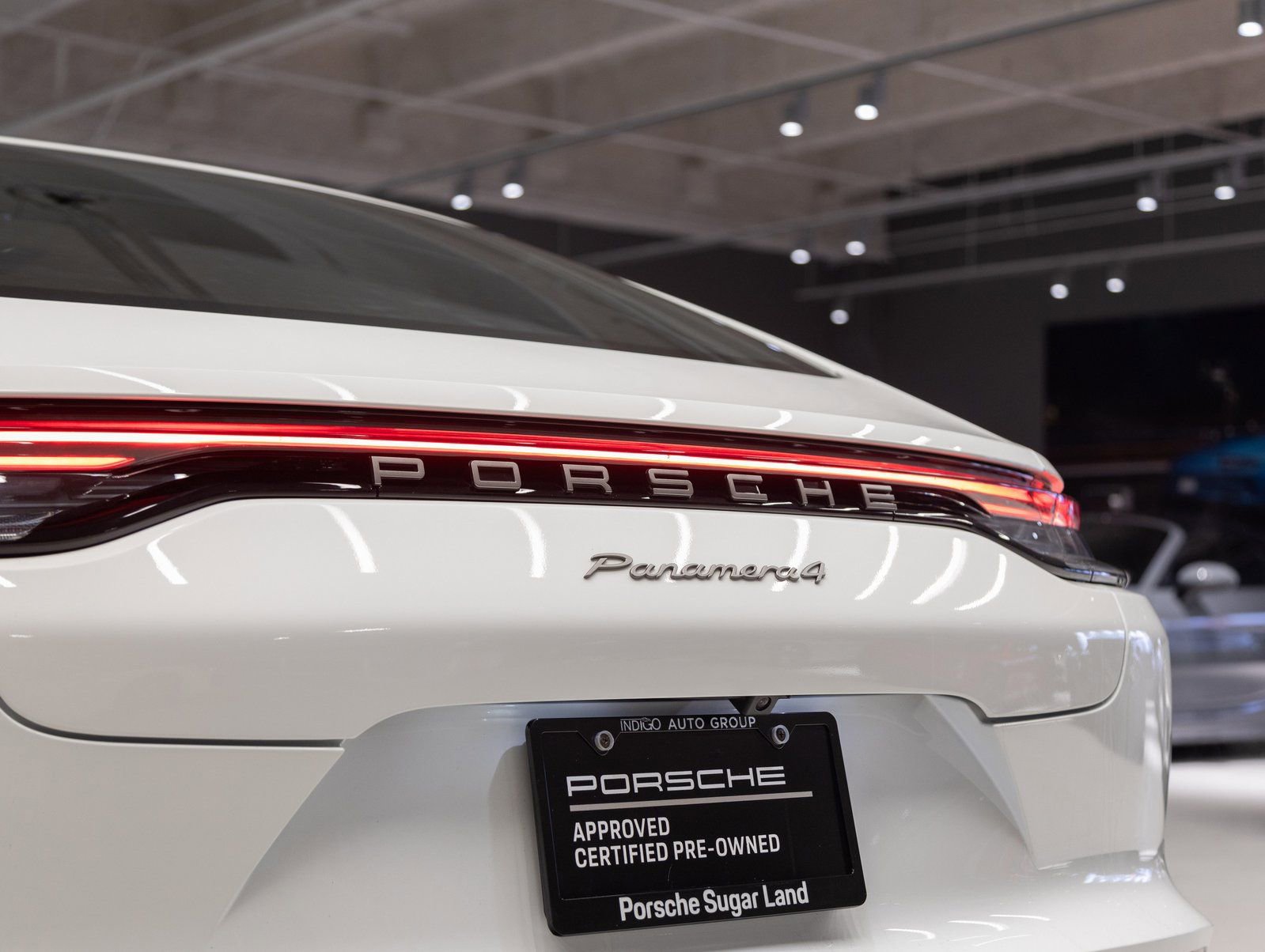 Certified 2023 Porsche Panamera 4 Platinum Edition image 32