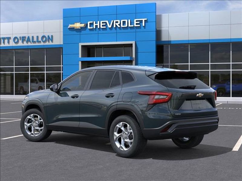 New 2026 Chevrolet Trax LS image 3