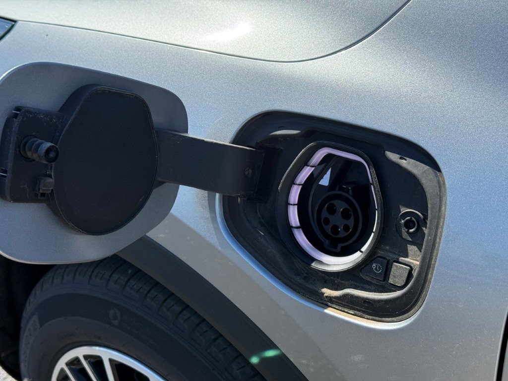 New 2024 Ford Escape SE FWD image 20