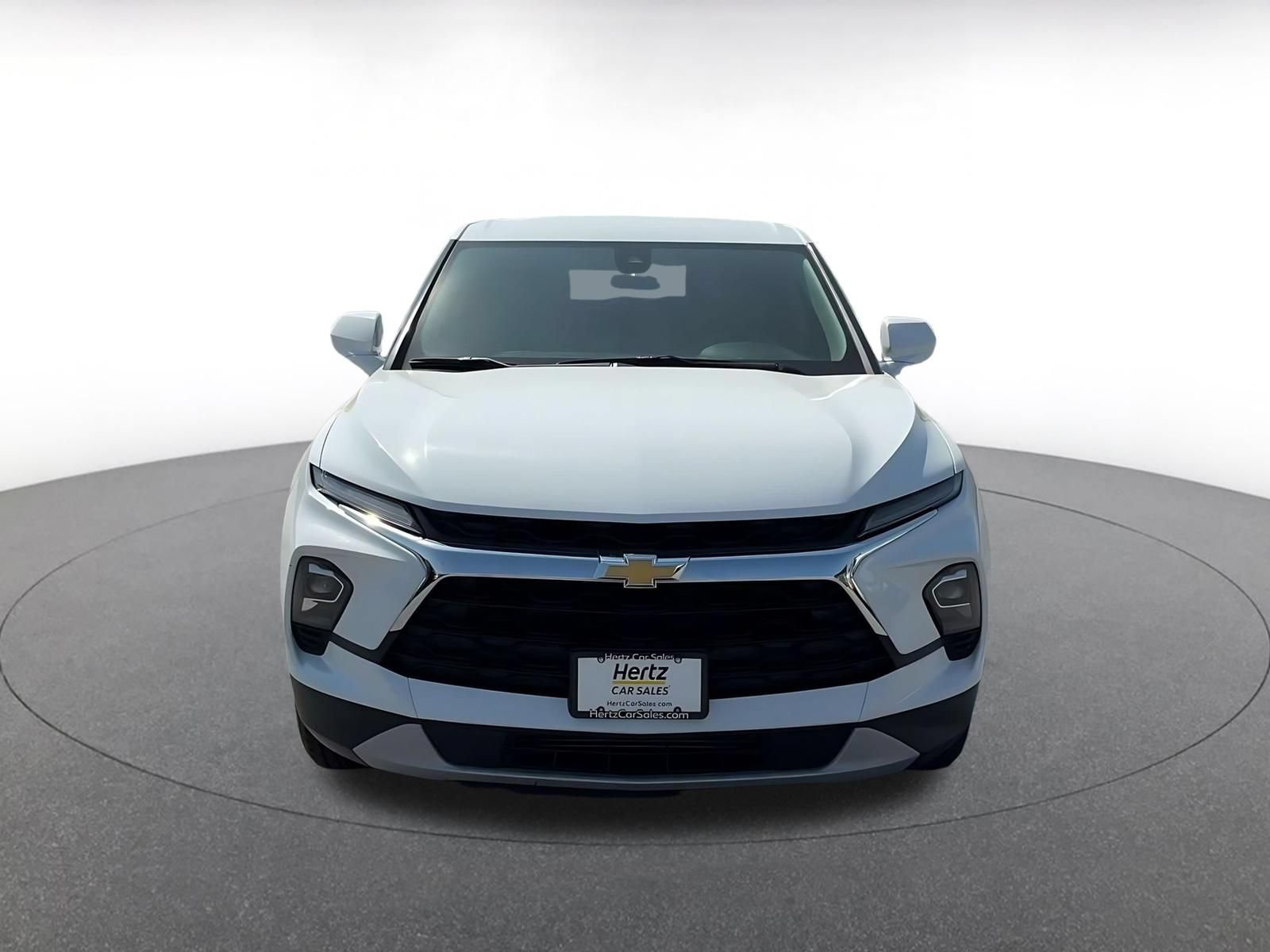 Used 2025 Chevrolet Blazer LT FWD image 4