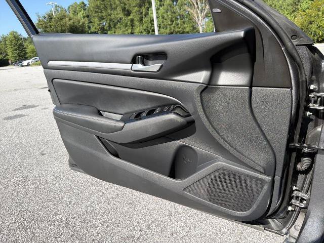 Certified 2025 Nissan Altima 2.5 SL FWD image 15