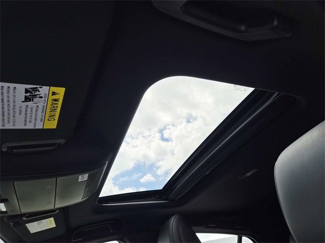 New 2025 MAZDA MAZDA3 2.5 S Hatchback w/ Premium Pkg image 6