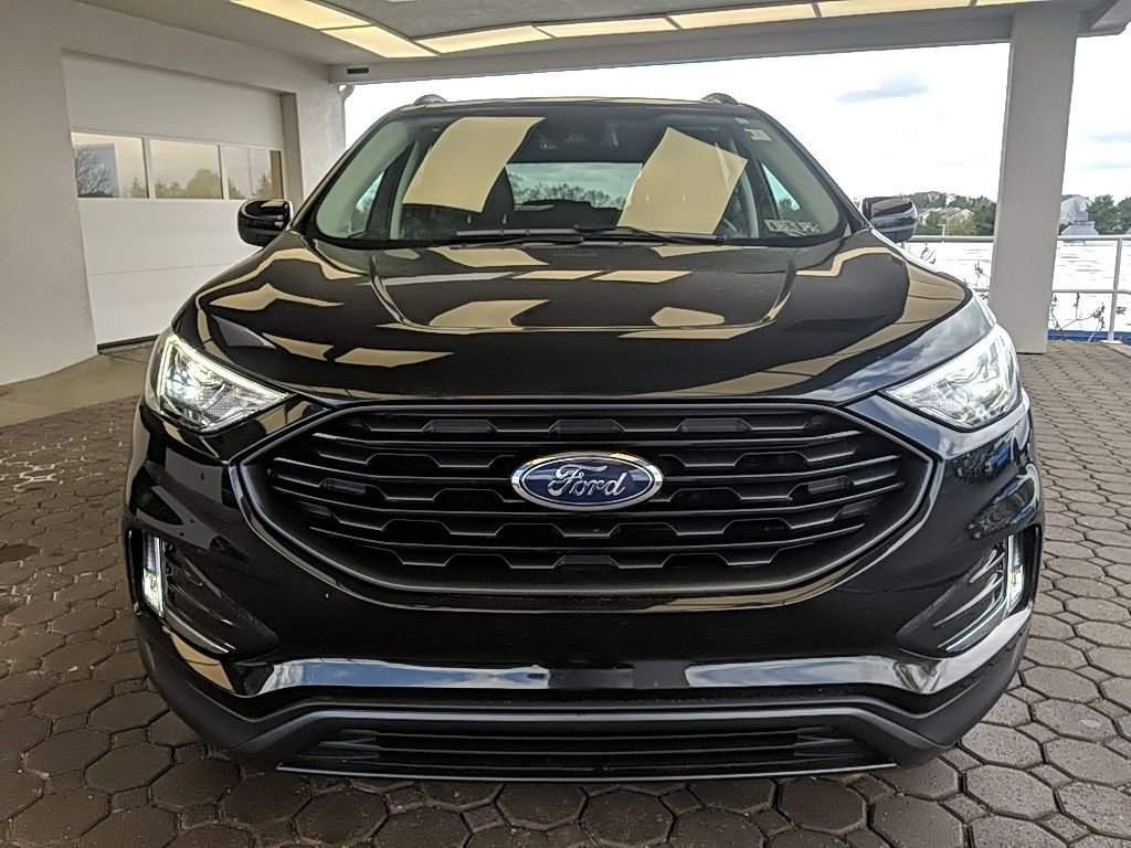 Used 2023 Ford Edge SEL w/ Sport Appearance Package AWD/4WD image 2