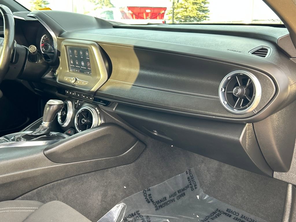 Used 2021 Chevrolet Camaro LT image 9