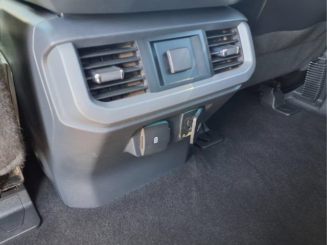 Used 2023 Ford F150 Lariat AWD/4WD image 27
