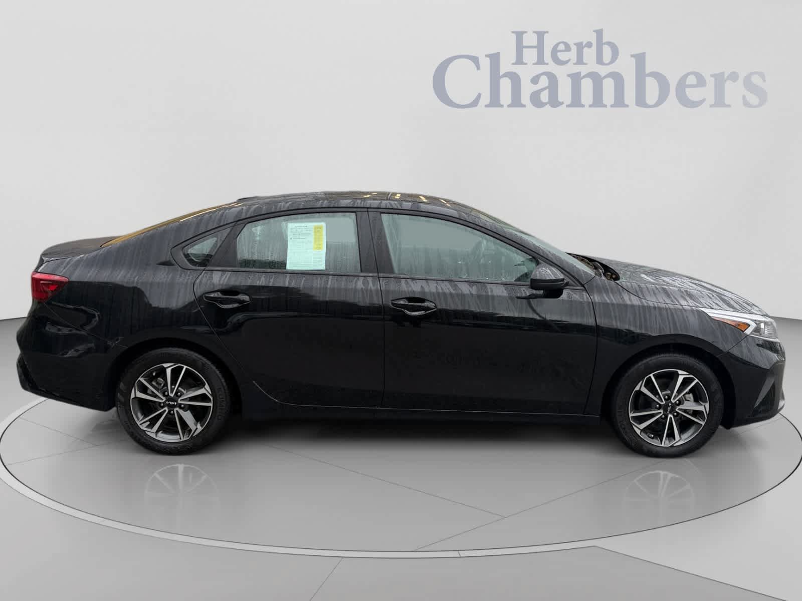 Used 2023 Kia Forte LXS FWD image 12