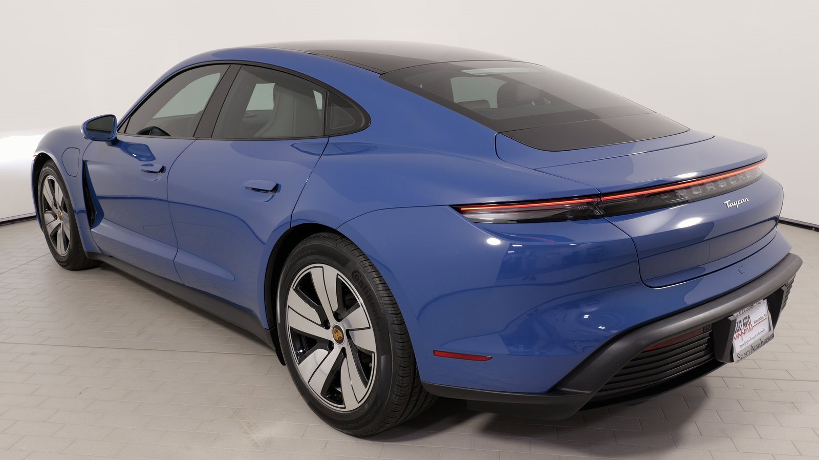 Used 2023 Porsche Taycan image 81