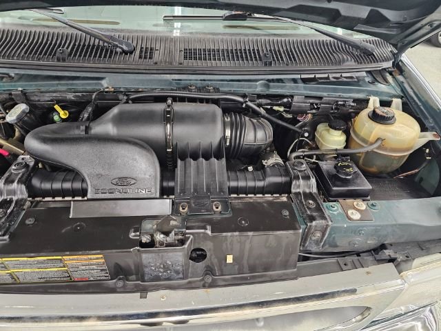 Used 2000 Ford E-150 and Econoline 150 Wagon image 28