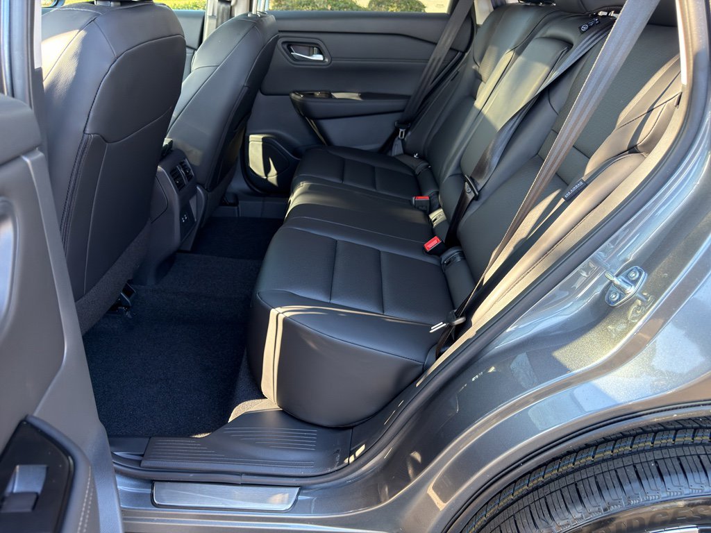 New 2026 Nissan Rogue SV image 28