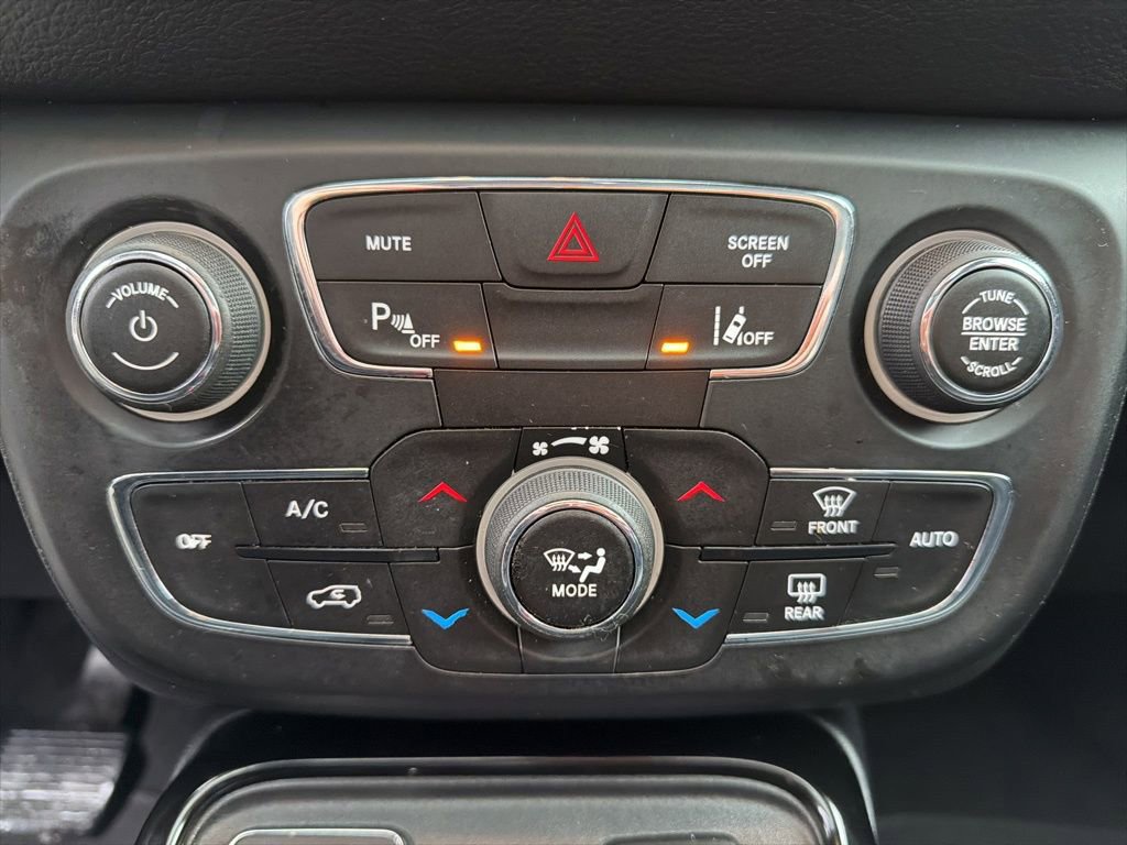 Used 2018 Jeep Compass Limited w/ Navigation Group image 39