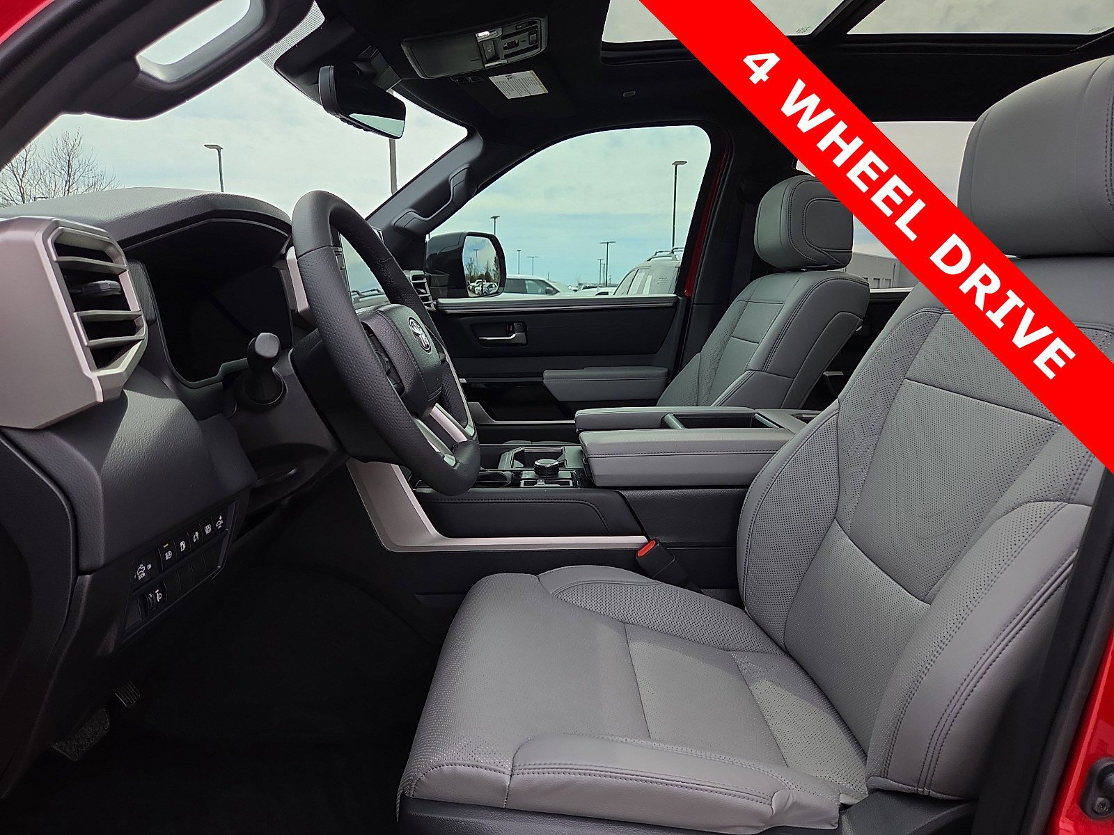 Used 2025 Toyota Tundra Limited AWD/4WD image 15