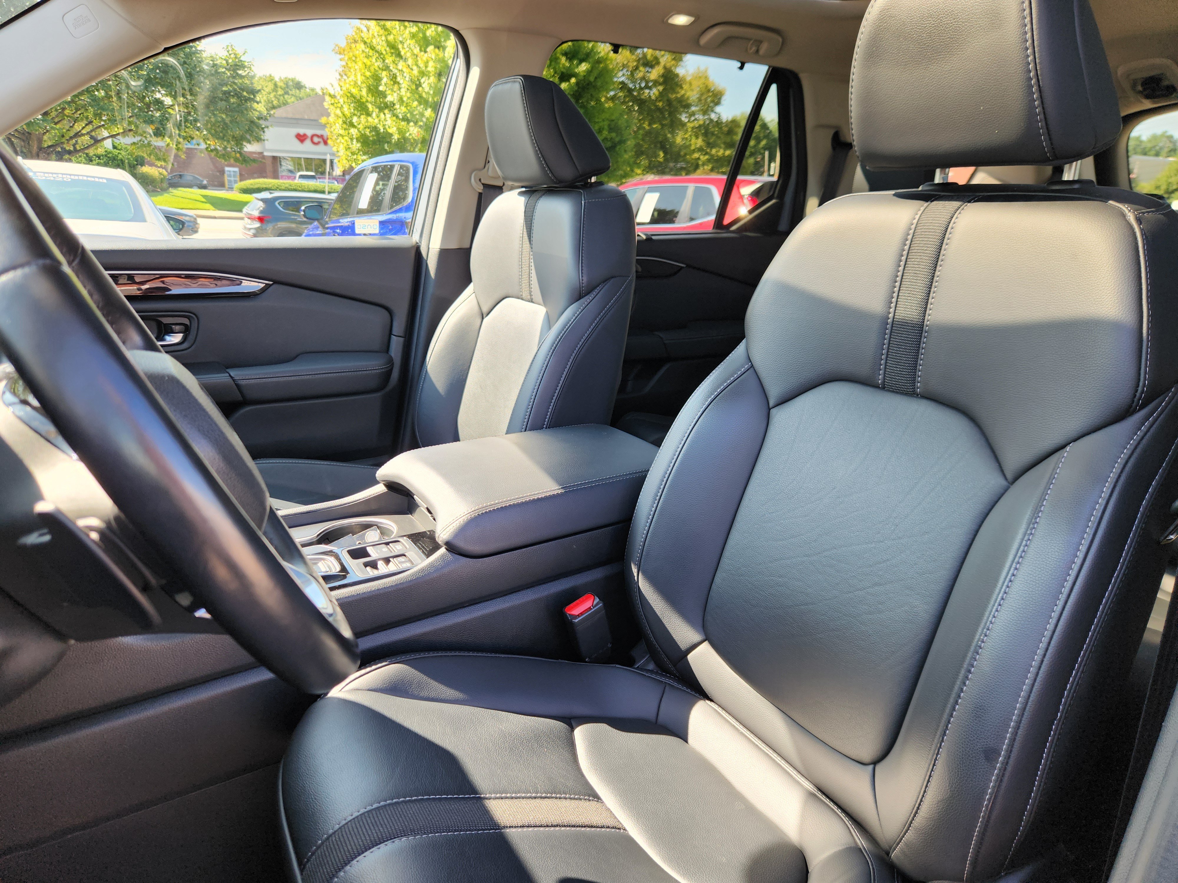 Certified 2023 Honda Pilot Touring image 7
