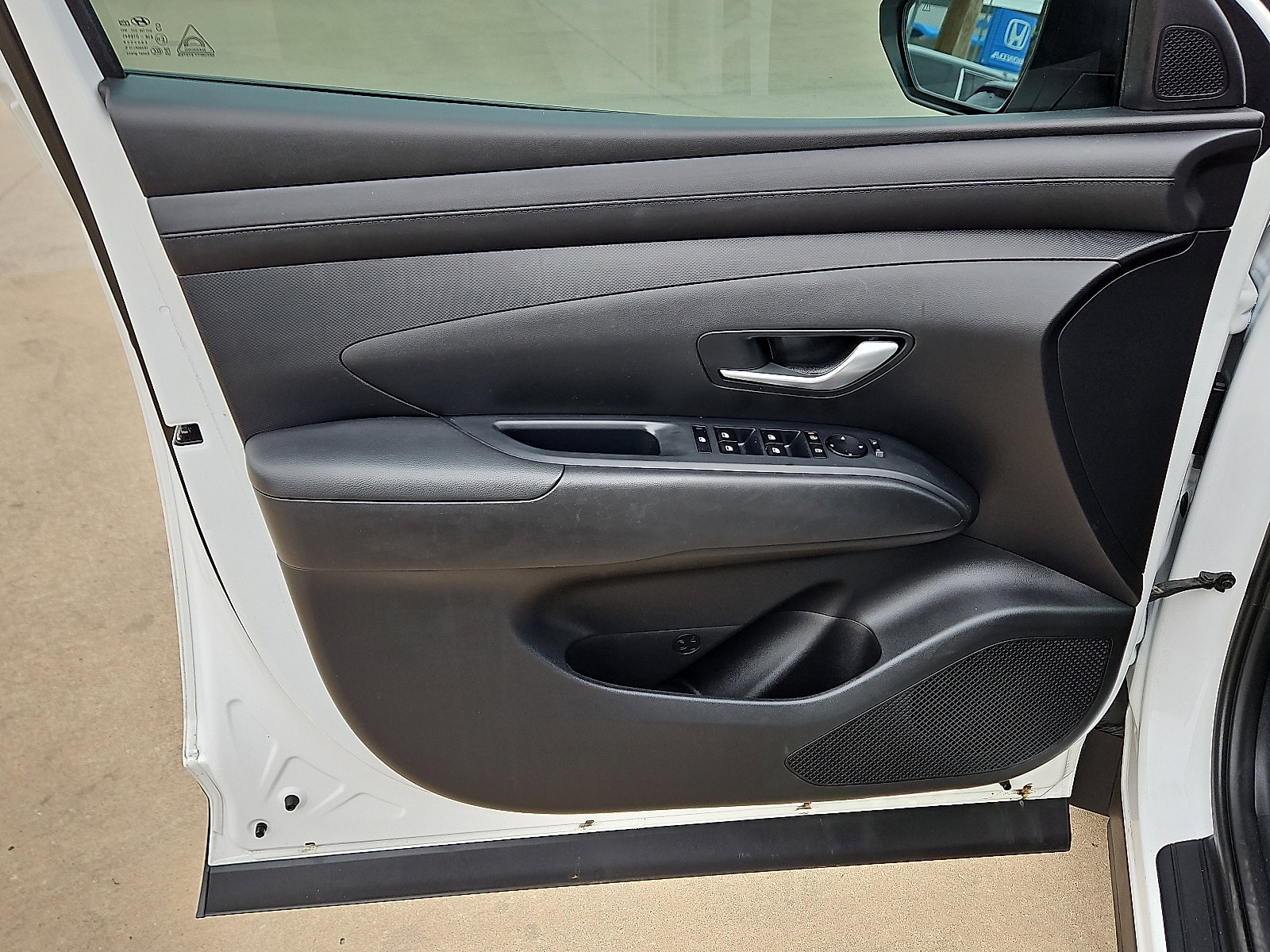 Used 2025 Hyundai Tucson SEL FWD image 13