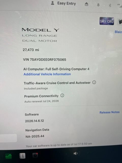 Used 2024 Tesla Model Y Long Range AWD/4WD image 14
