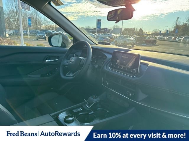 New 2026 Nissan Rogue SV image 11