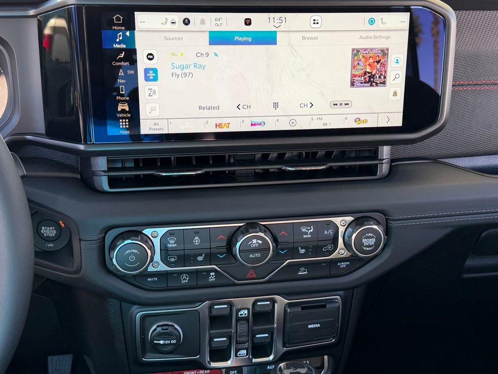 New 2026 Jeep Wrangler Unlimited Rubicon w/ Xtreme 35 Tire Package image 18