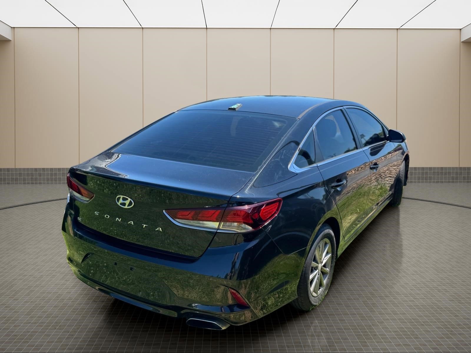 Used 2018 Hyundai Sonata SE FWD image 15