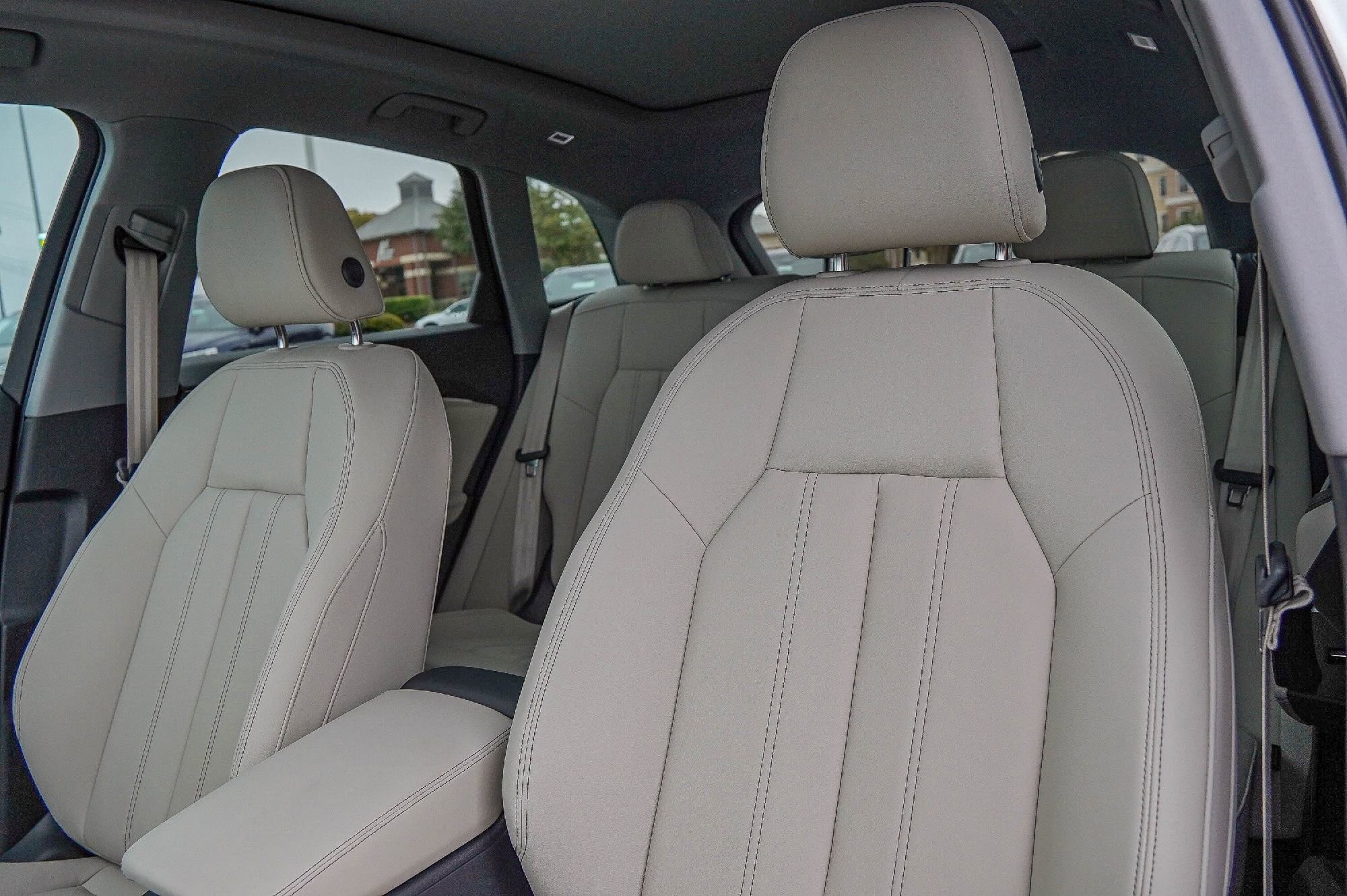 New 2025 Audi Q5 Premium Plus image 9