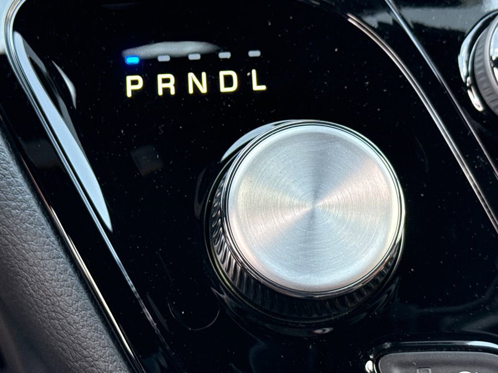 New 2026 Chrysler Pacifica Pinnacle image 32