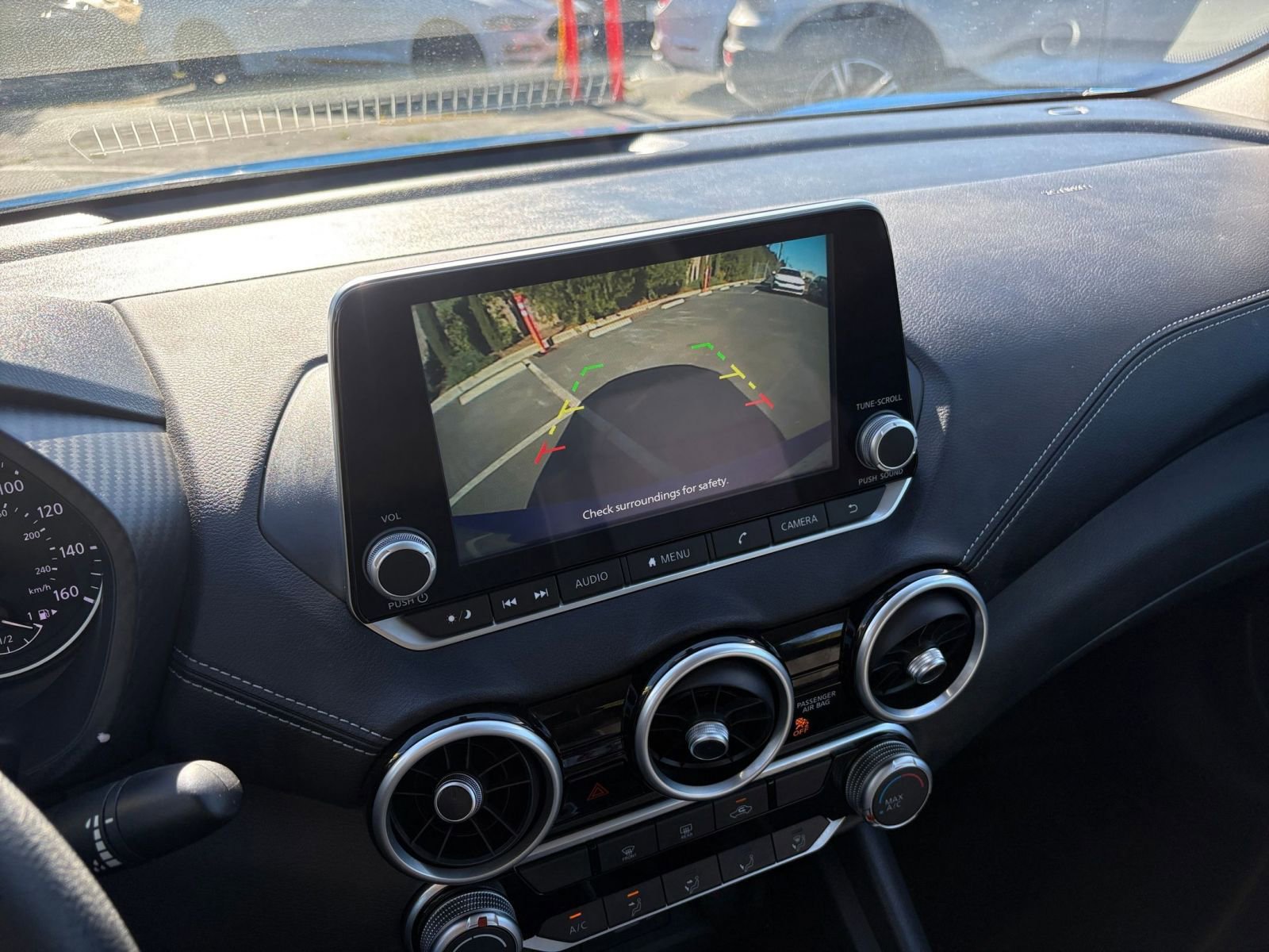 Used 2025 Nissan Sentra SV FWD image 22