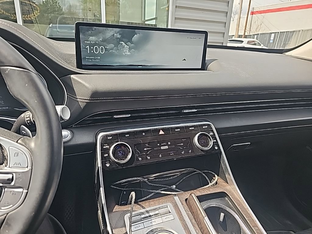 Used 2024 Genesis GV80 3.5T AWD/4WD image 12